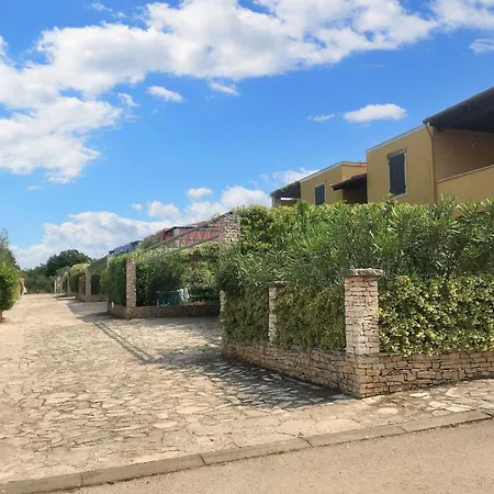 Διαμέρισμα Modern In - 73 M² - Balcony And Air Conditioning *
